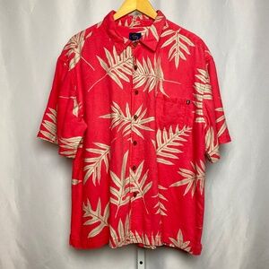 Sig Zane Menʻs Red | Grey Lauae Print Button Up Aloha Dress Shirt